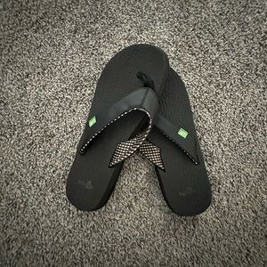 Comfortable flip-flops sanuk